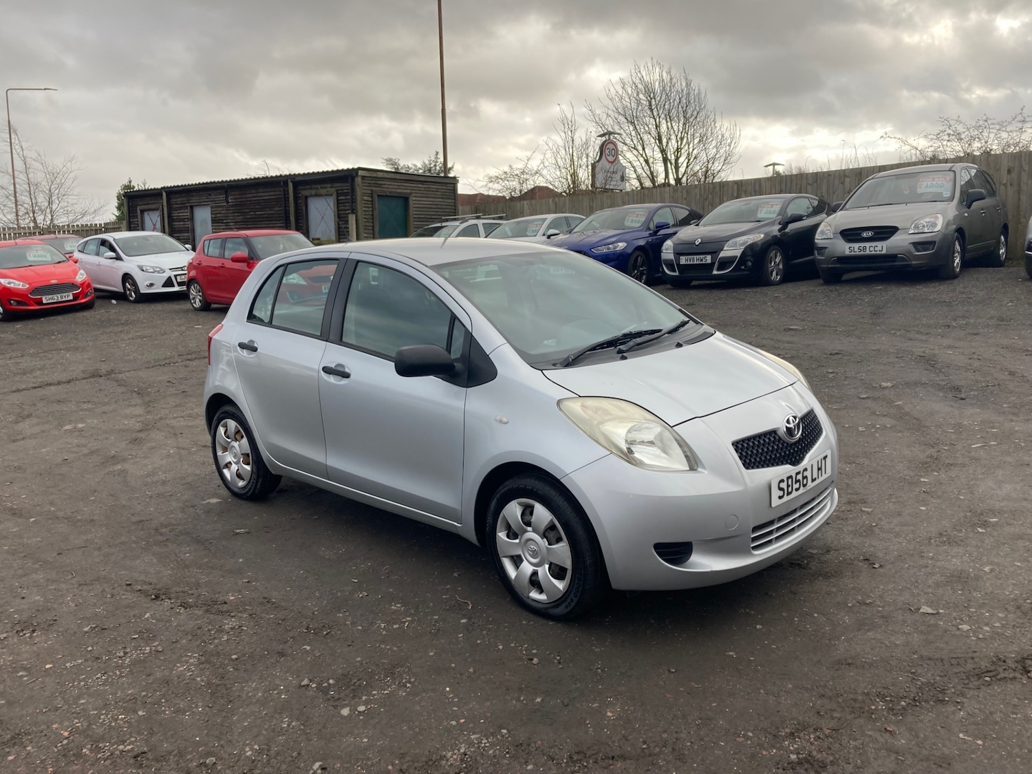 Used Toyota Yaris 2006 for sale - 76946009: Photo 5