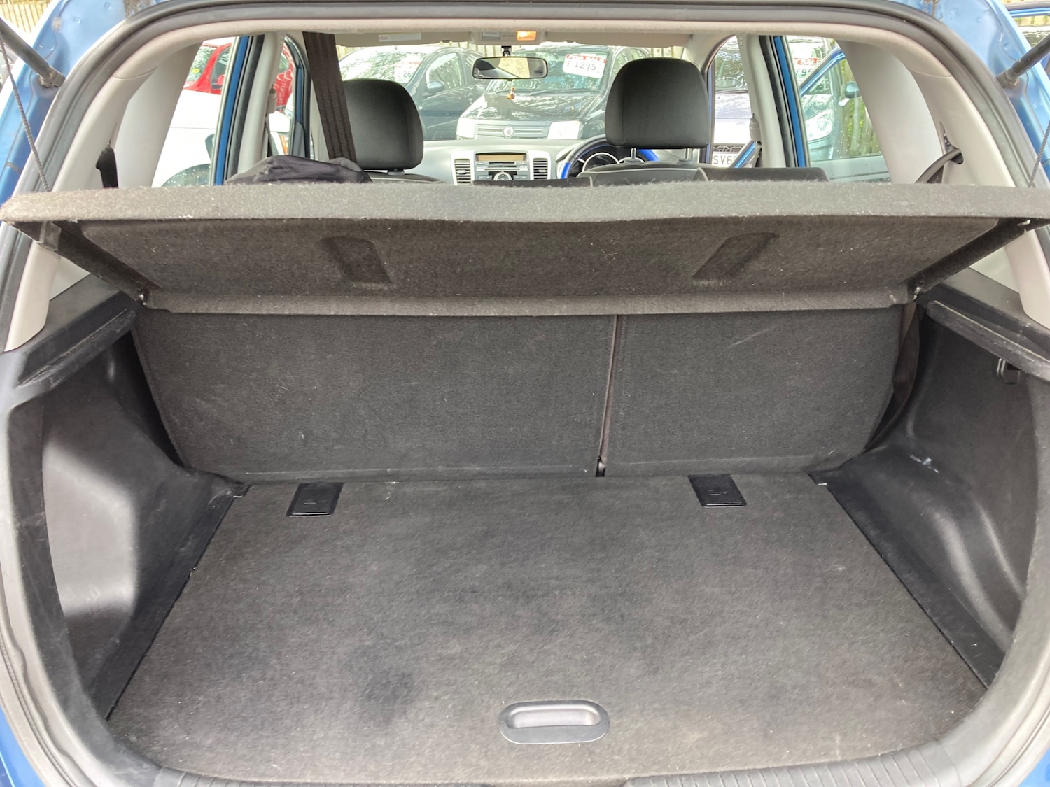 Used Kia Venga 2012 for sale - 76531046: Photo 9