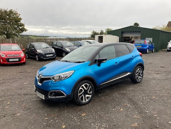 Used Renault Captur 2015 for sale - 76159476: Photo