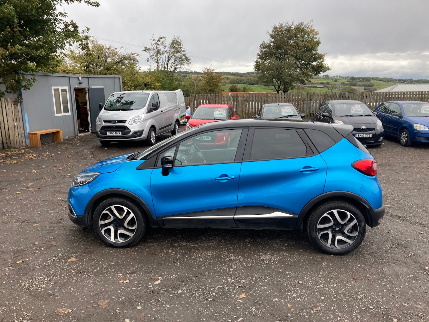 Used Renault Captur 2015 for sale - 76159476: Photo 2