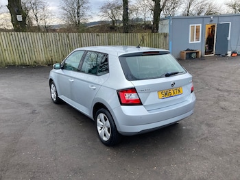 Used Skoda Fabia 2015 for sale - 77610627: Photo