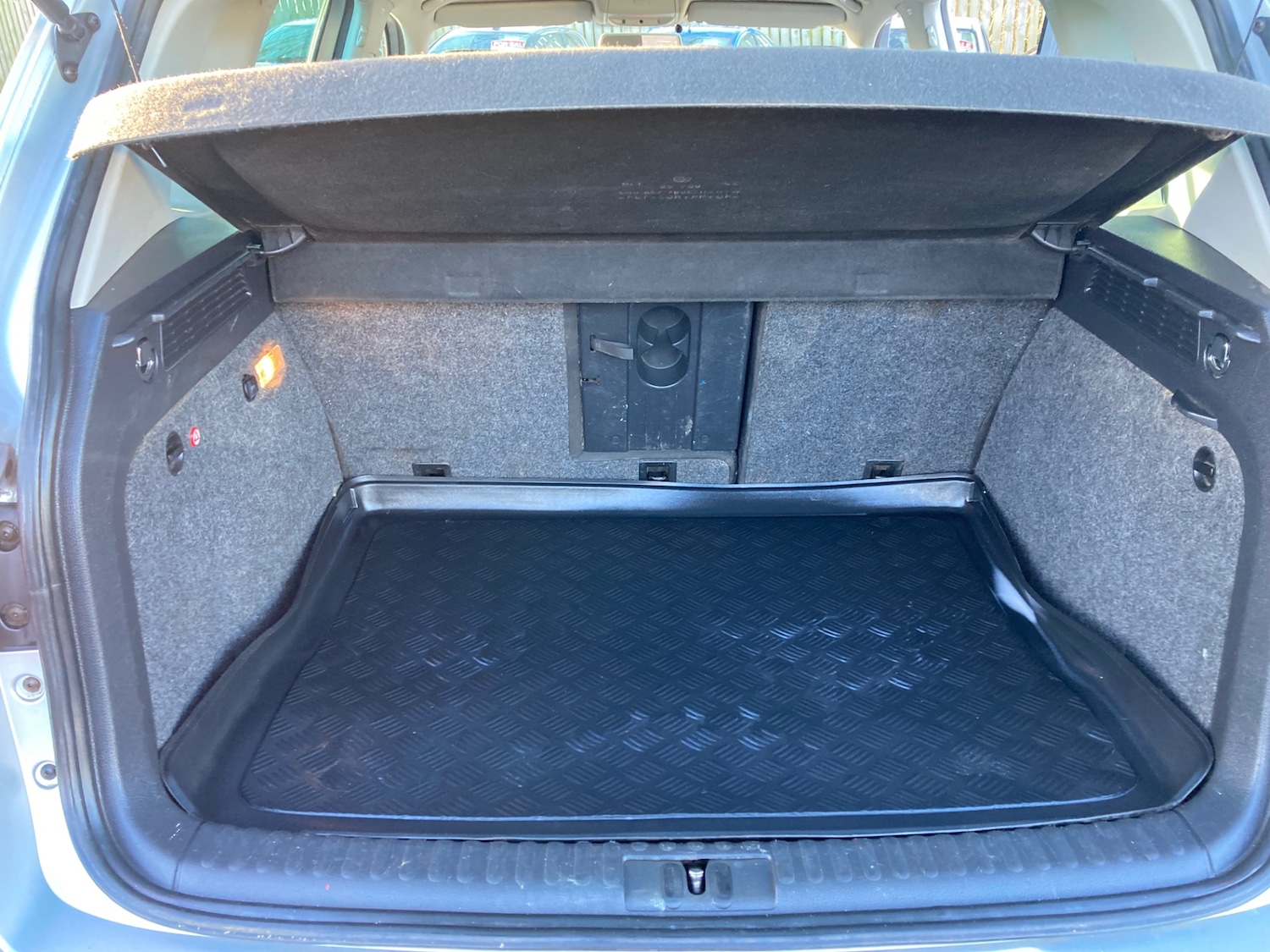 Used Volkswagen Tiguan 2009 for sale - 77173291: Photo 9