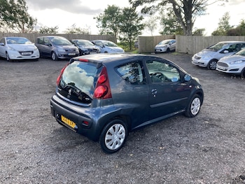 Used Peugeot 107 2013 for sale - 76332066: Photo 4
