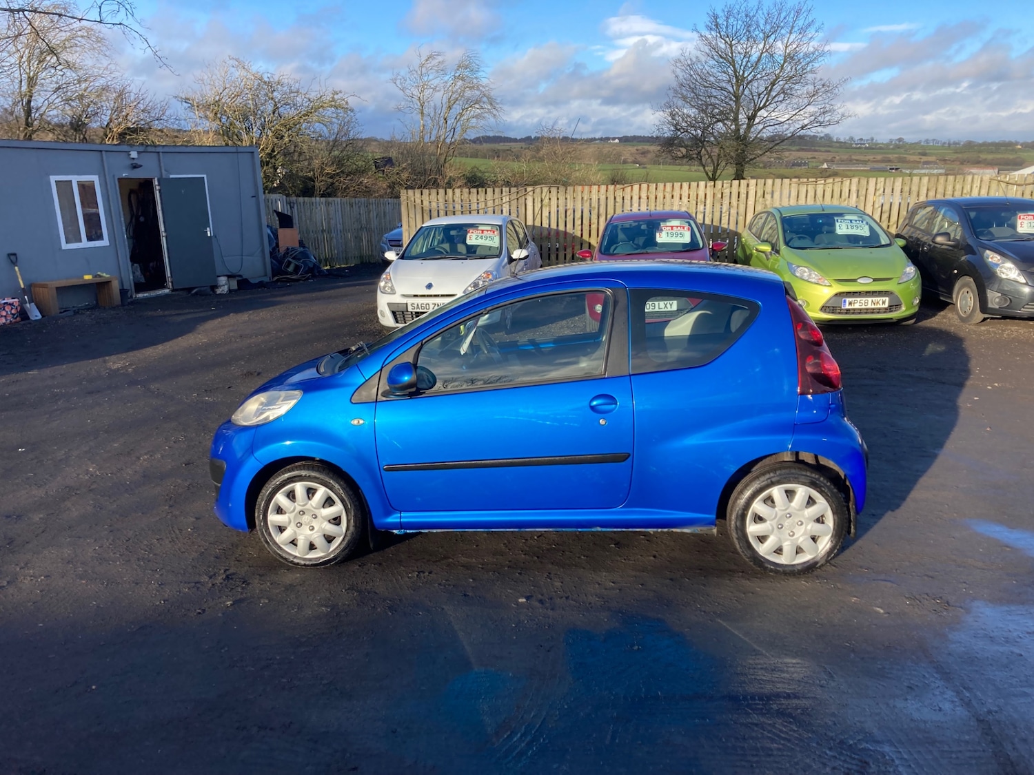 Used Peugeot 107 2013 for sale - 77173295: Photo 2