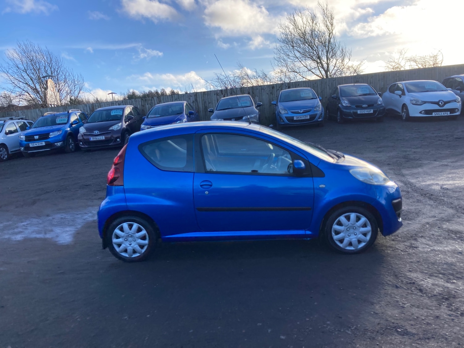 Used Peugeot 107 2013 for sale - 77173295: Photo 6