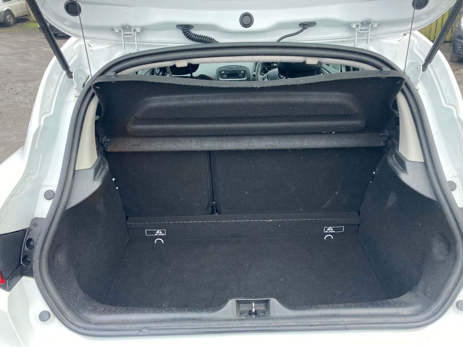 Used Renault Clio 2013 for sale - 77196602: Photo 9