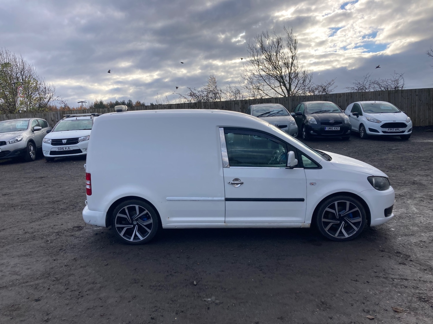 Used Volkswagen Caddy 2011 for sale - 76504749: Photo 6