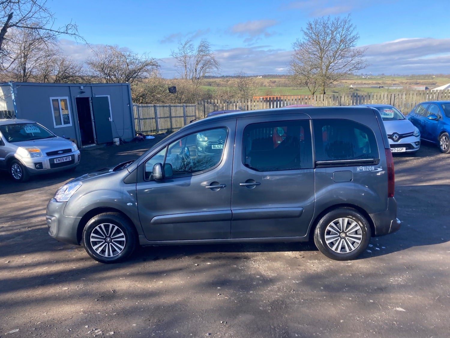 Used Peugeot Partner Tepee 2016 for sale - 77793019: Photo 2