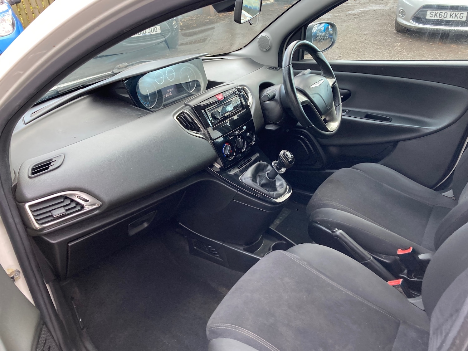 Used Chrysler Ypsilon 2012 for sale - 76555109: Photo 7