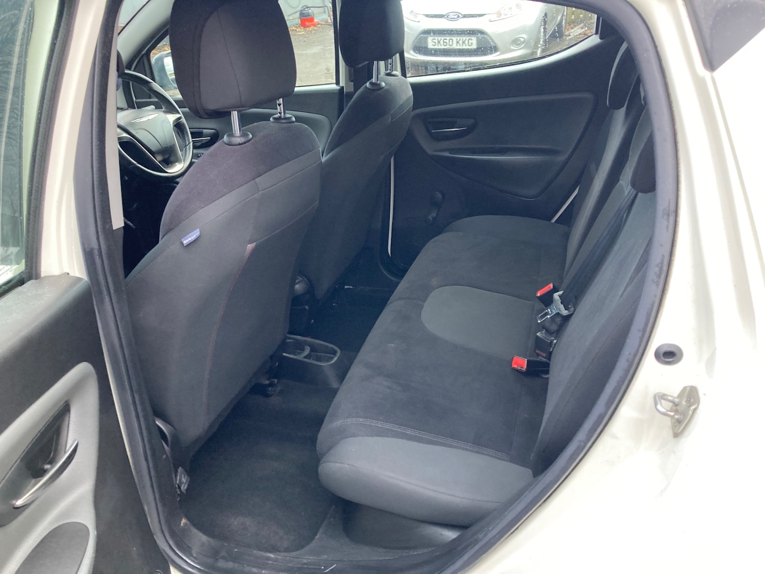 Used Chrysler Ypsilon 2012 for sale - 76555109: Photo 8