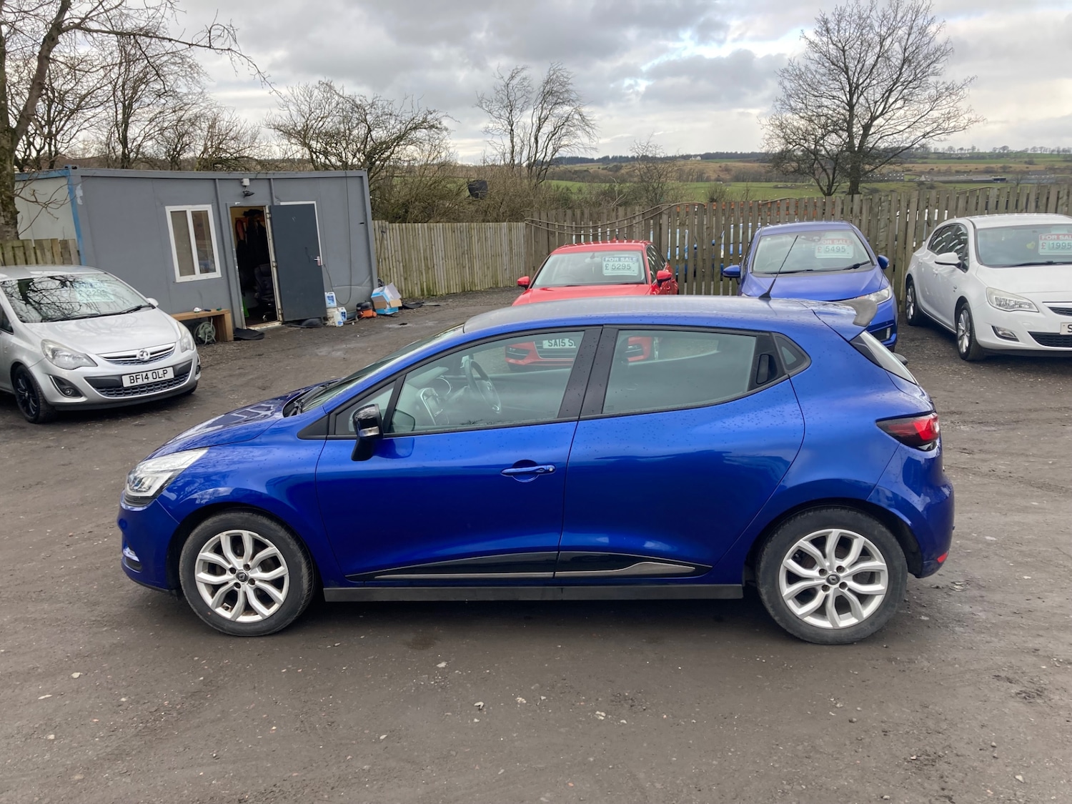 Used Renault Clio 2018 for sale - 77438724: Photo 2