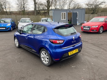 Used Renault Clio 2018 for sale - 77438724: Photo