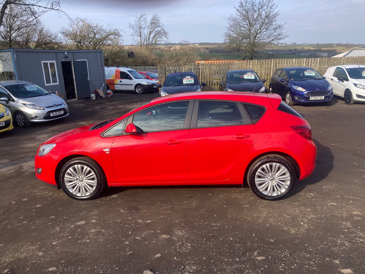 Used Vauxhall Astra 2012 for sale - 77781417: Photo 2