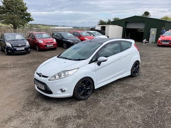 Used Ford Fiesta 2010 for sale - 75700351: Photo