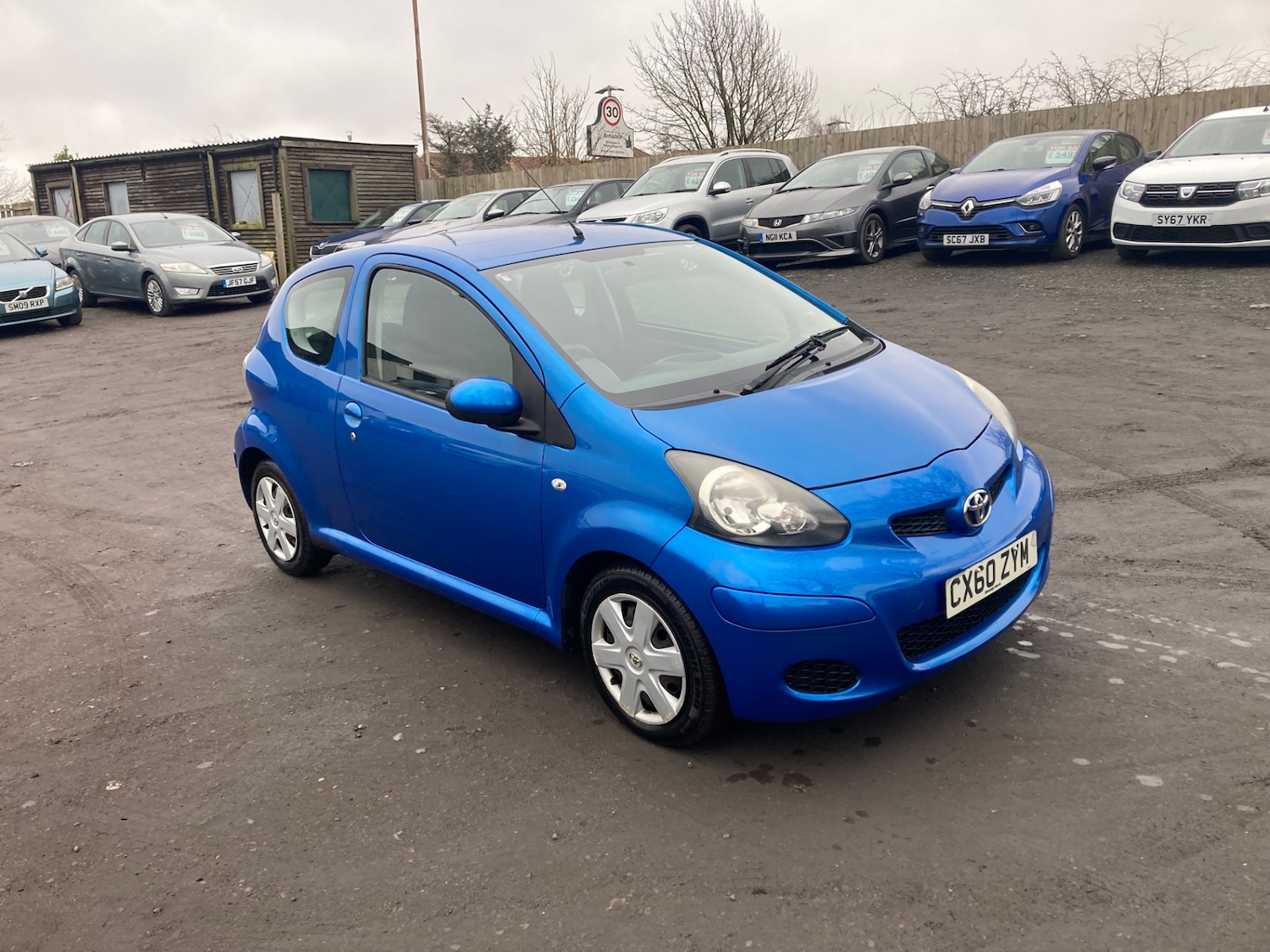 Used Toyota AYGO 2011 for sale - 77749758: Photo 4