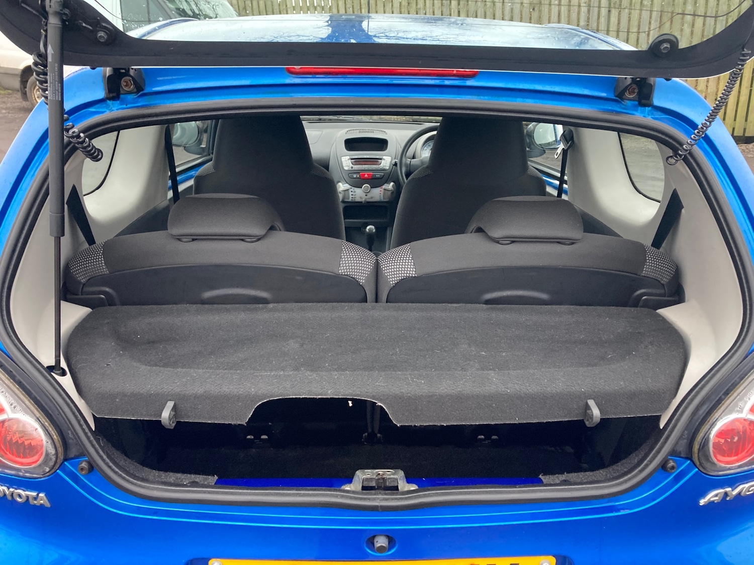 Used Toyota AYGO 2011 for sale - 77749758: Photo 8