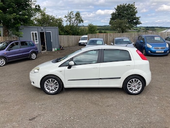 Used Fiat Grande Punto 2009 for sale - 75541967: Photo