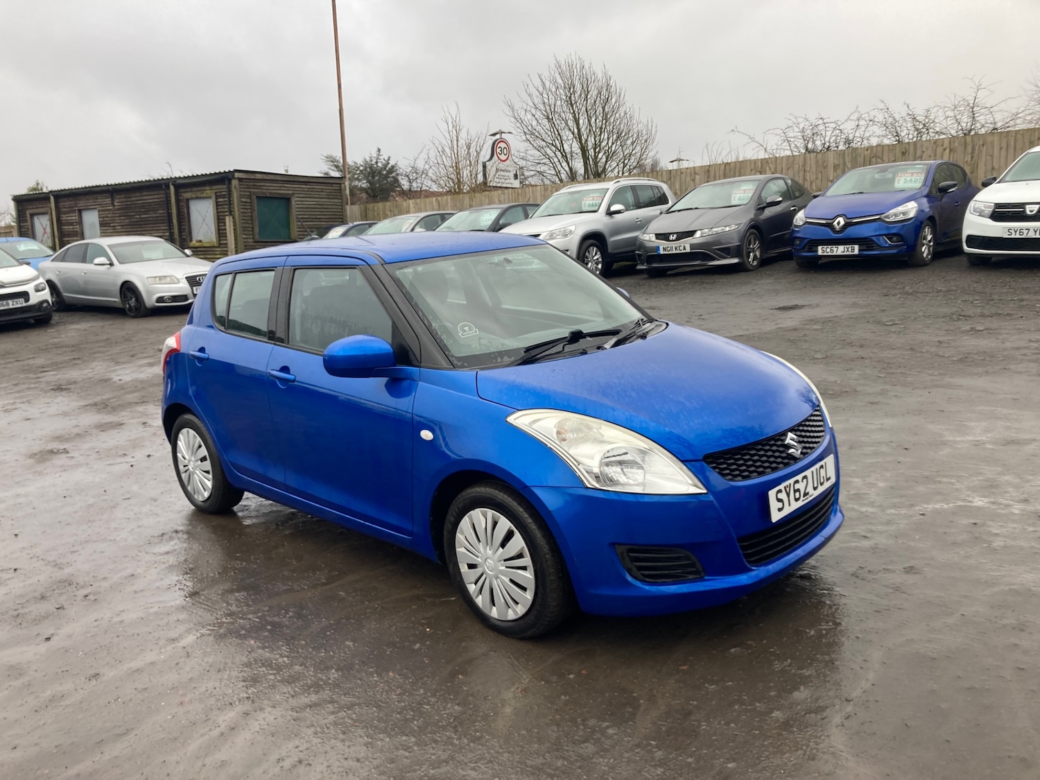 Used Suzuki Swift 2012 for sale - 77420295: Photo 5