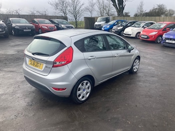 Used Ford Fiesta 2011 for sale - 77676897: Photo