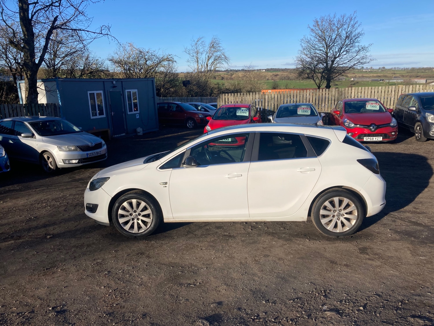 Used Vauxhall Astra 2013 for sale - 76599687: Photo 2