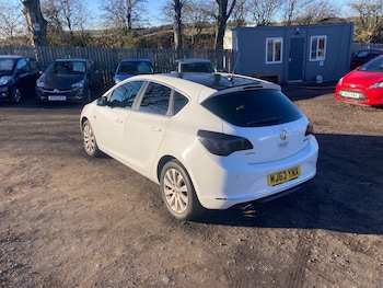 Used Vauxhall Astra 2013 for sale - 76599687: Photo