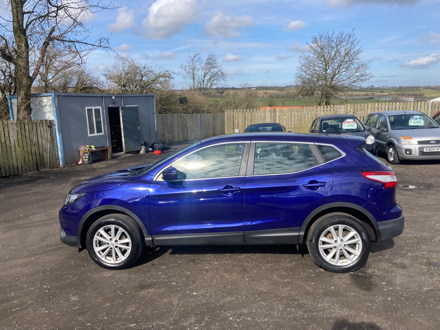 Used Nissan Qashqai 2015 for sale - 78140589: Photo 2