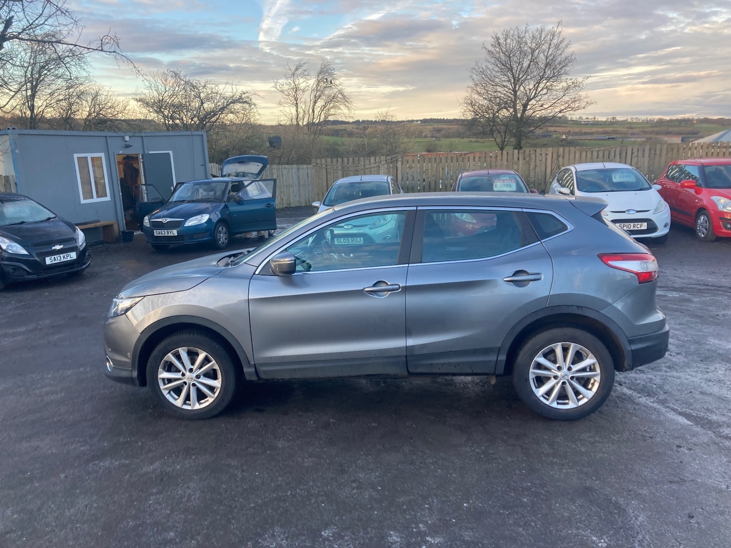 Used Nissan Qashqai 2014 for sale - 77107860: Photo 2