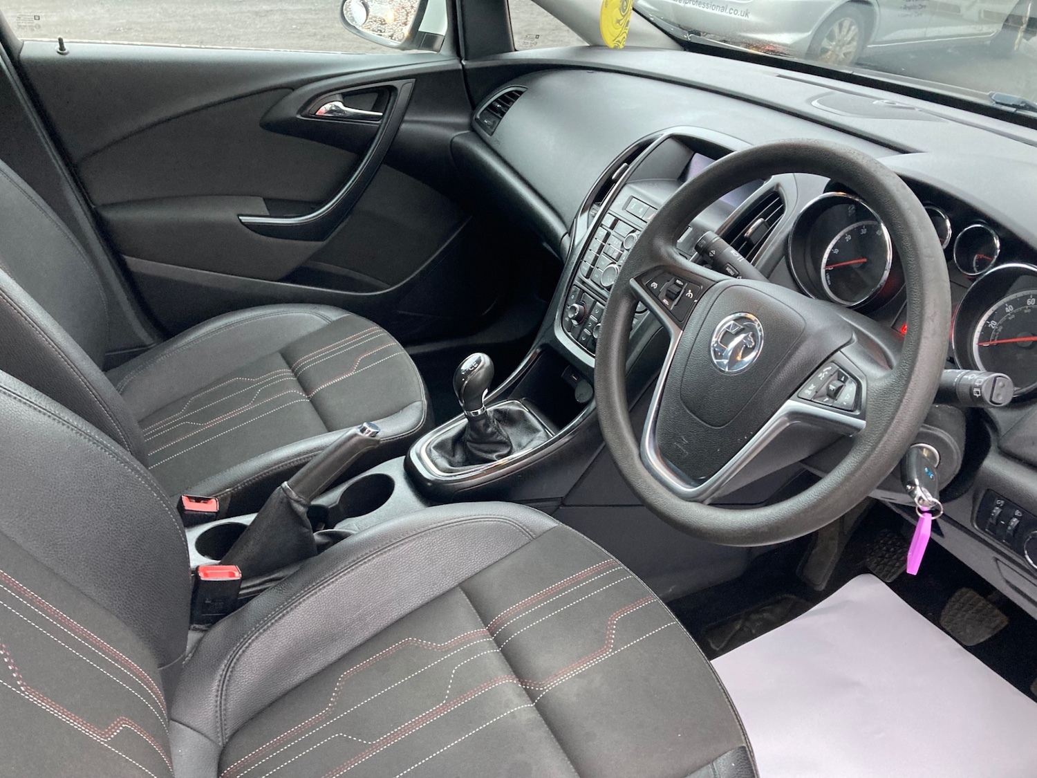 Used Vauxhall Astra 2012 for sale - 77423755: Photo 7