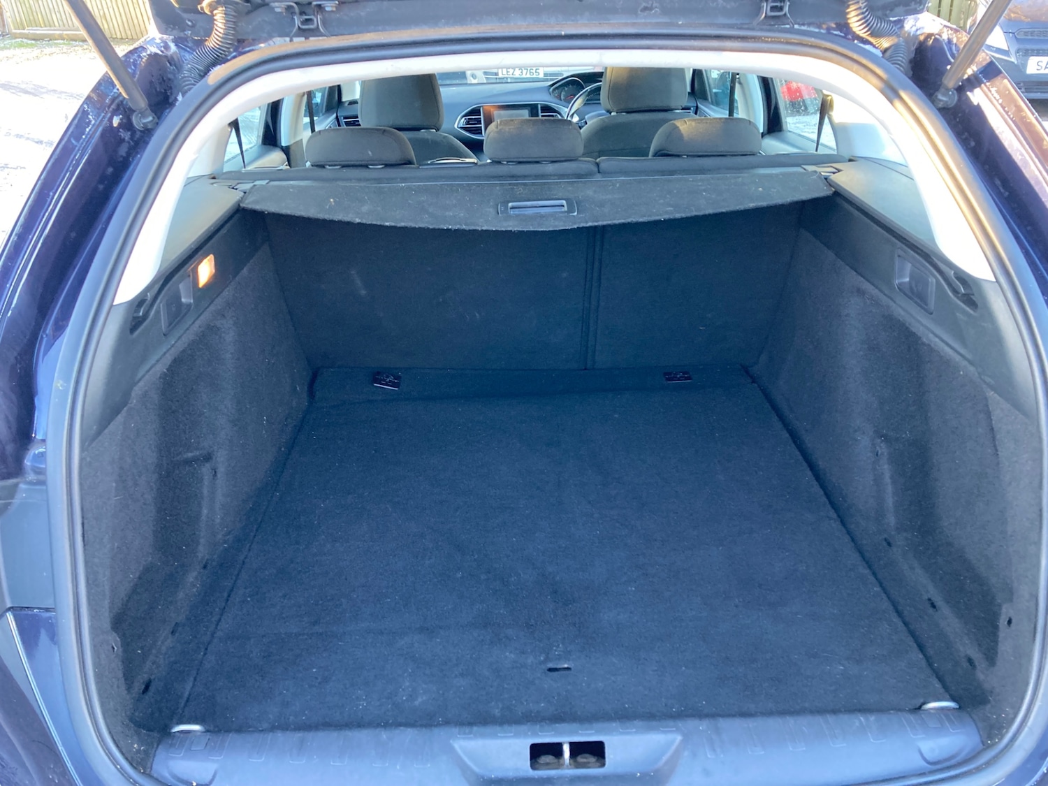 Used Peugeot 308 2016 for sale - 77089605: Photo 9