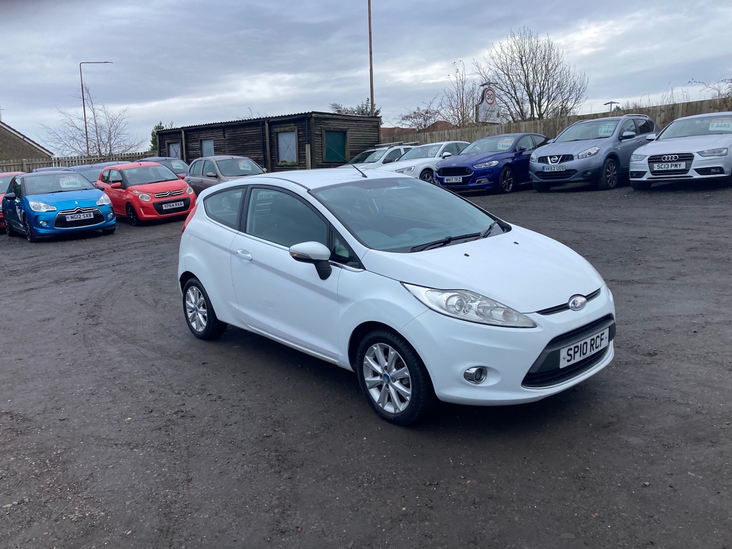 Used Ford Fiesta 2010 for sale - 76836796: Photo 5