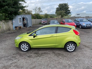 Used Ford Fiesta 2009 for sale - 79560875: Photo