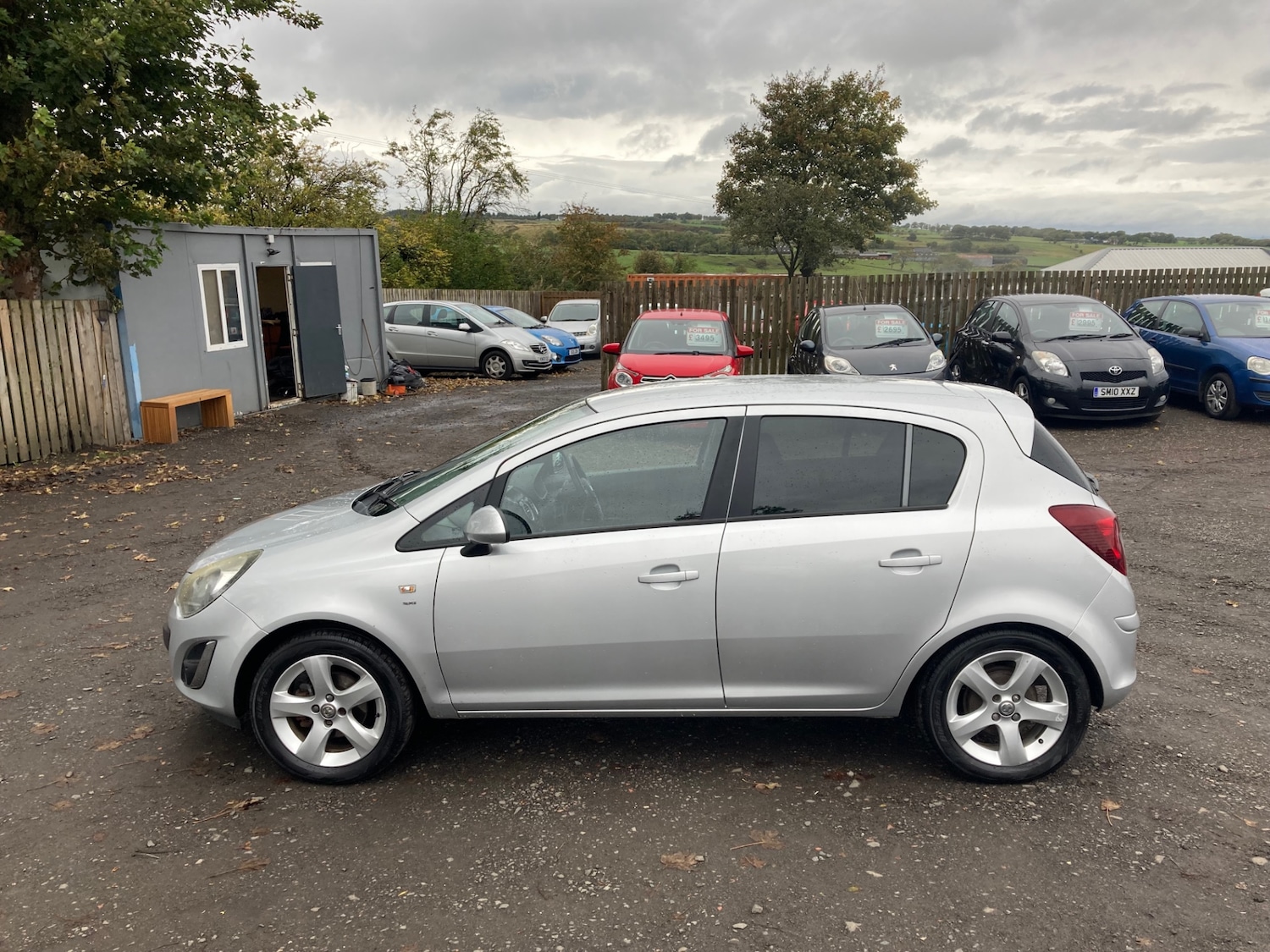 Used Vauxhall Corsa 2013 for sale - 76156931: Photo 2