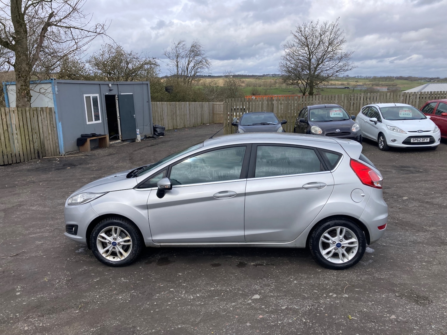 Used Ford Fiesta 2017 for sale - 78145712: Photo 2