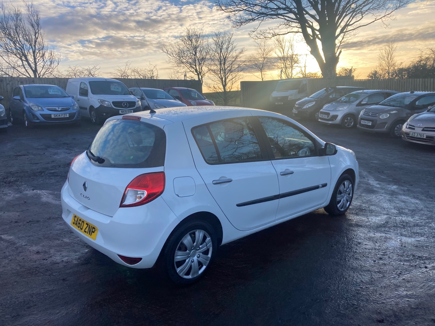 Used Renault Clio 2010 for sale - 77129099: Photo 4