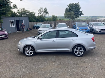 Used Skoda Rapid 2014 for sale - 75497508: Photo