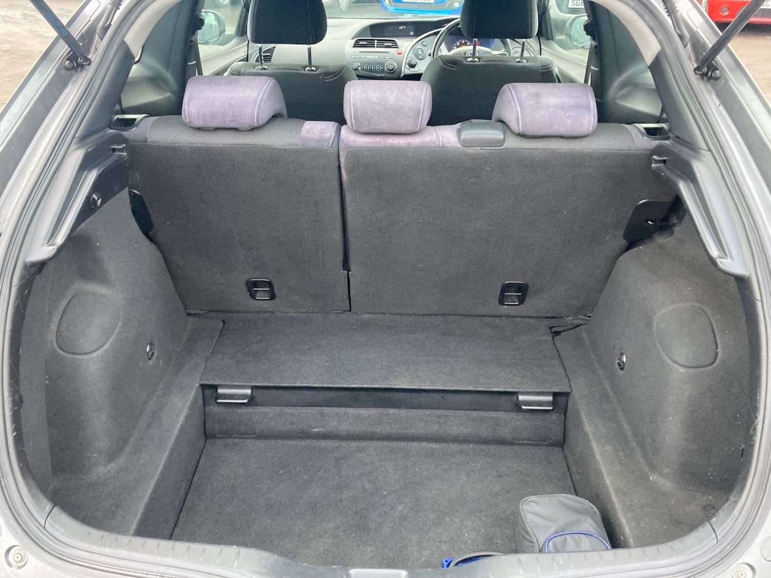 Used Honda Civic 2011 for sale - 77264676: Photo 9