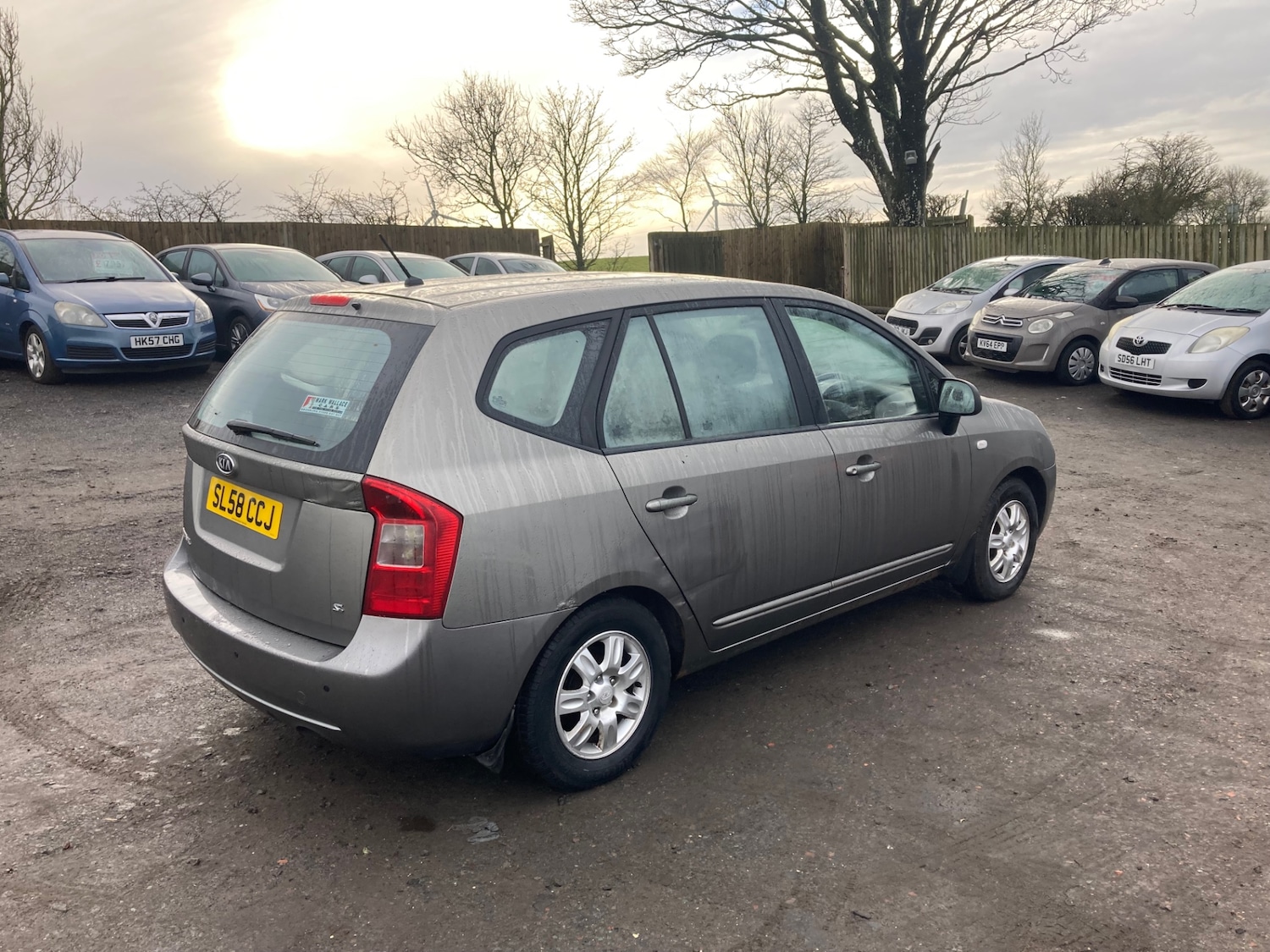 Used Kia Carens 2008 for sale - 77053021: Photo 4