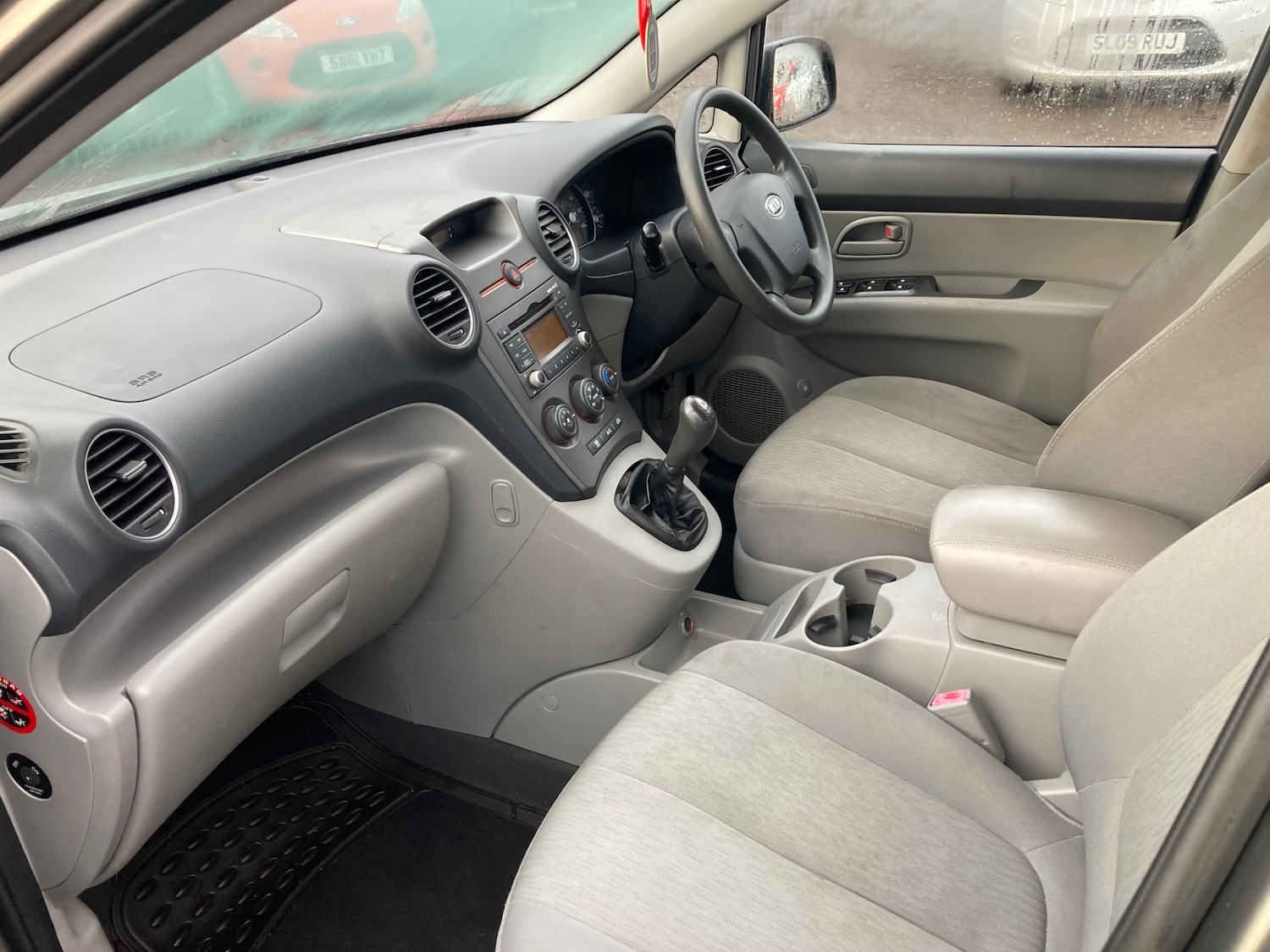 Used Kia Carens 2008 for sale - 77053021: Photo 7