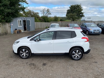 Used Peugeot 2008 2015 for sale - 79524633: Photo