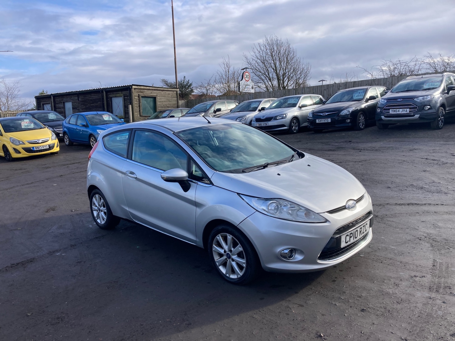 Used Ford Fiesta 2010 for sale - 77802605: Photo 5
