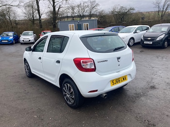 Used Dacia Sandero 2016 for sale - 77420973: Photo