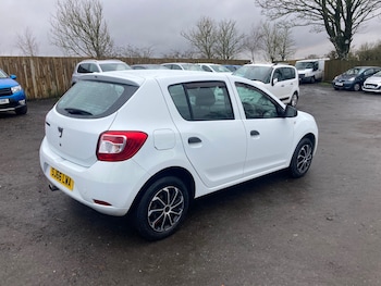 Used Dacia Sandero 2016 for sale - 77420973: Photo