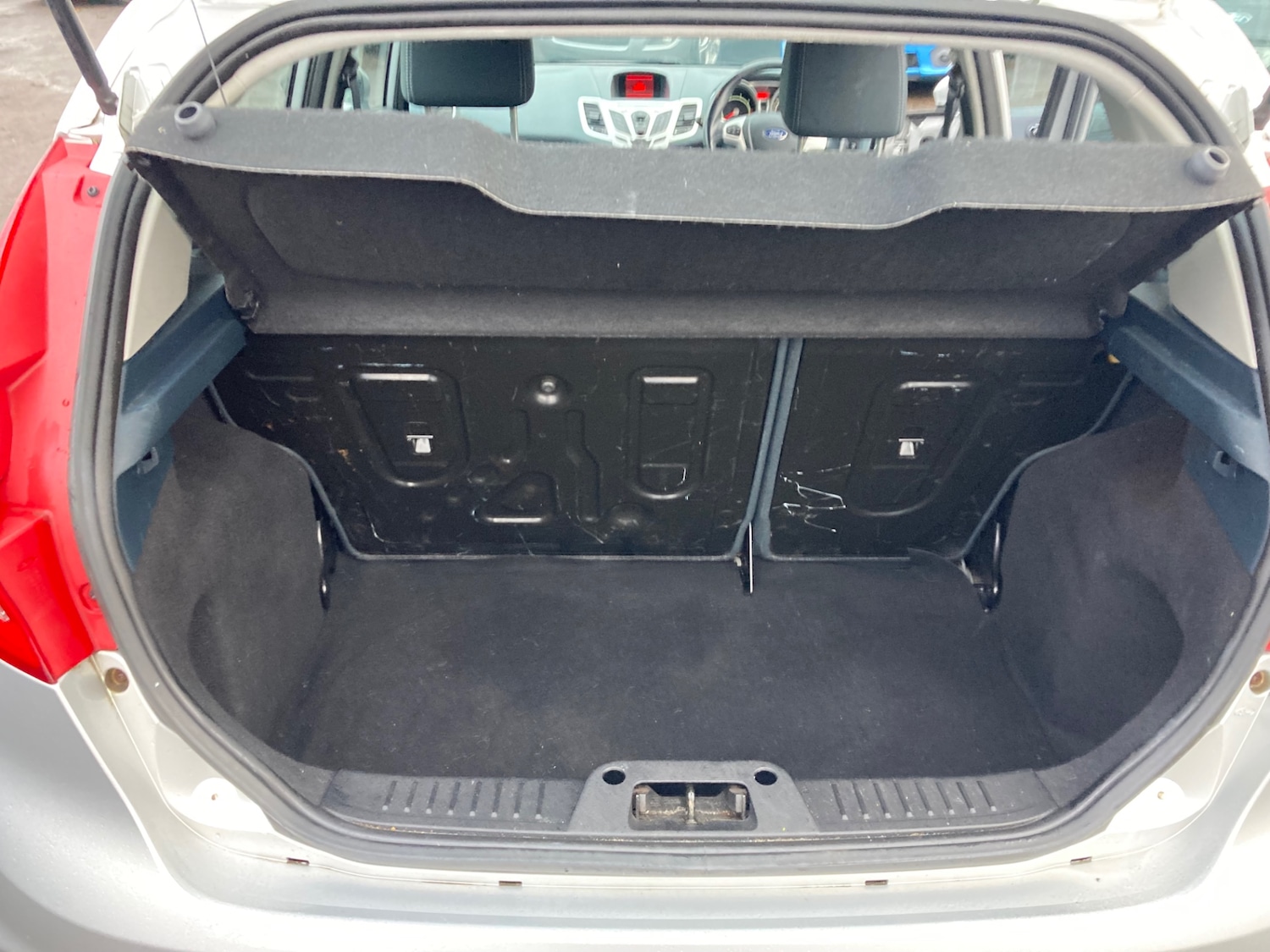 Used Ford Fiesta 2010 for sale - 76663072: Photo 9