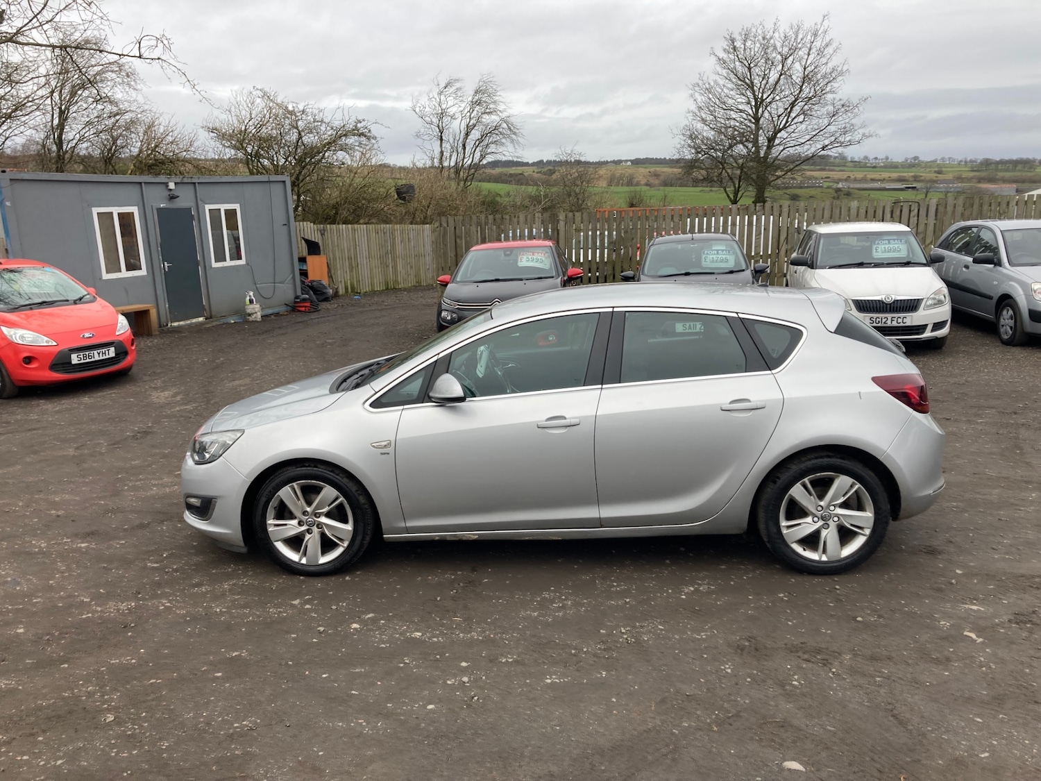 Used Vauxhall Astra 2013 for sale - 76935430: Photo 3