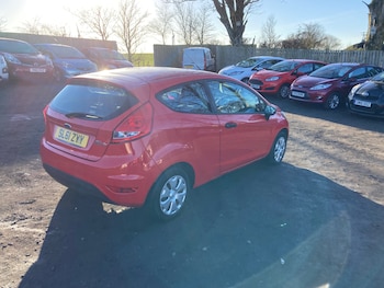 Used Ford Fiesta 2011 for sale - 76699202: Photo