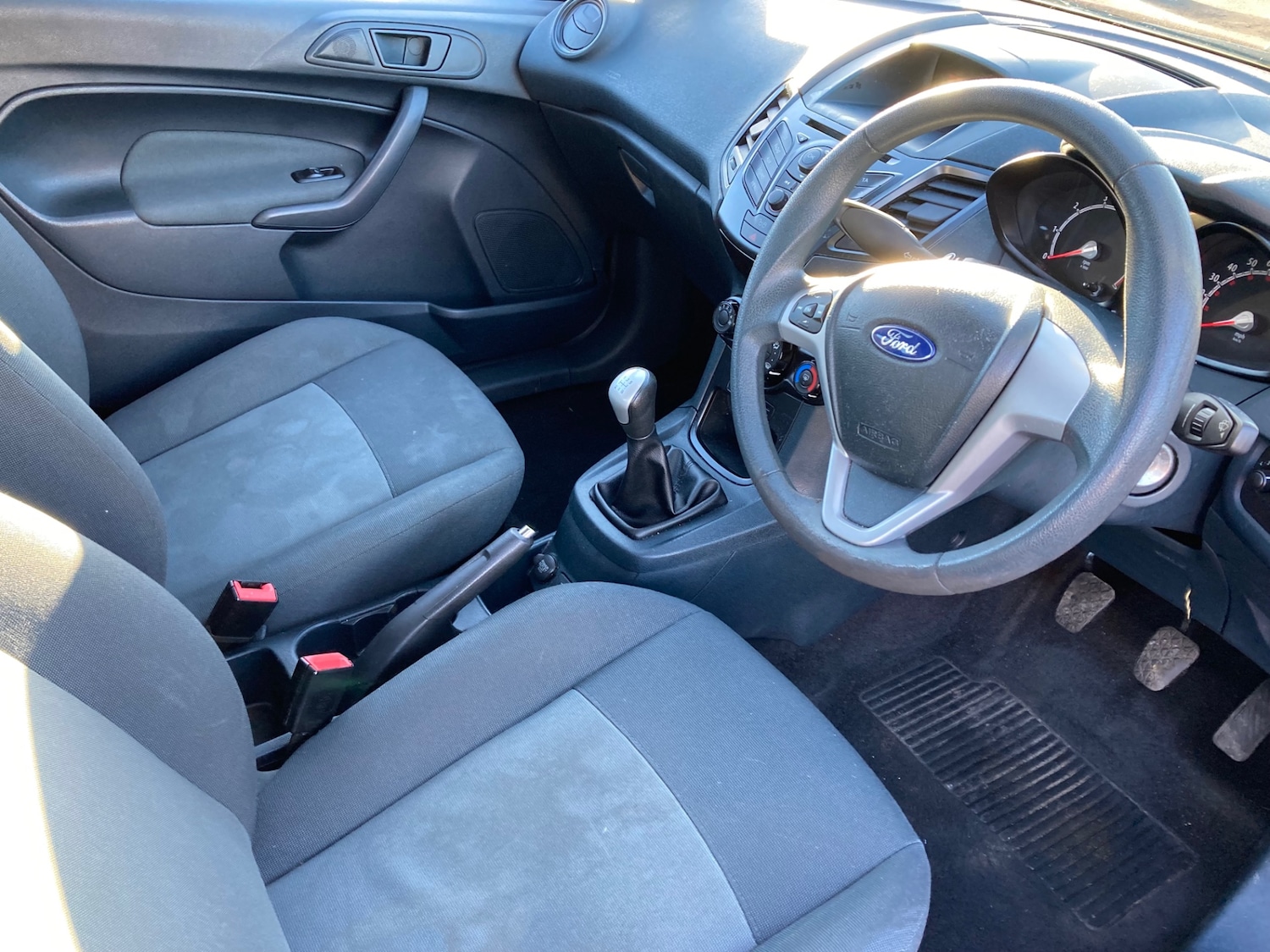 Used Ford Fiesta 2011 for sale - 76699202: Photo 7