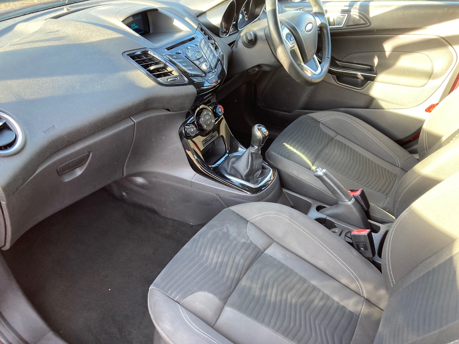 Used Ford Fiesta 2015 for sale - 76577371: Photo 7