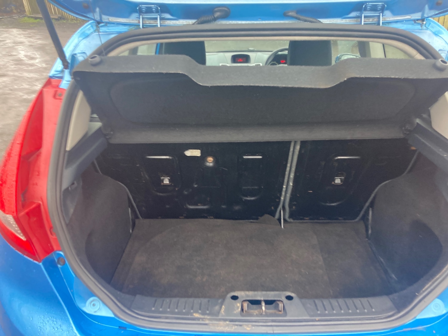 Used Ford Fiesta 2010 for sale - 77998433: Photo 9