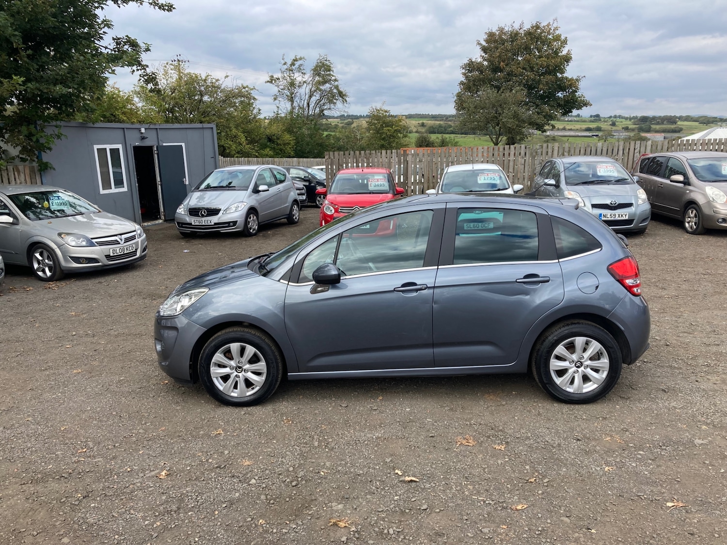 Used Citroen C3 2011 for sale - 76048761: Photo 2