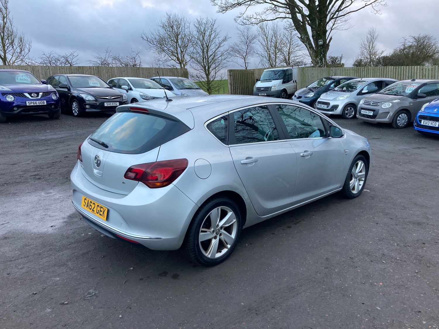 Used Vauxhall Astra 2012 for sale - 77173279: Photo 4